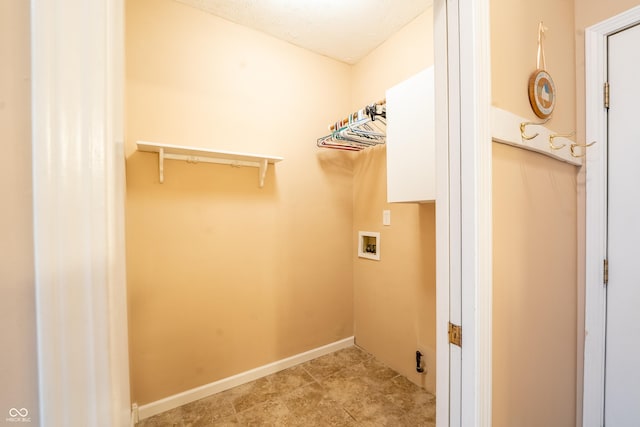 11229 Echo Ridge Ln, Indianapolis, IN 46236 - laundry room with washer hookup and baseboards