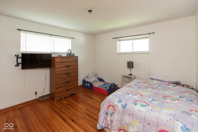 817 Shadowlawn Ave, Greencastle, IN 46135 - bedroom featuring light wood finished floors and baseboards