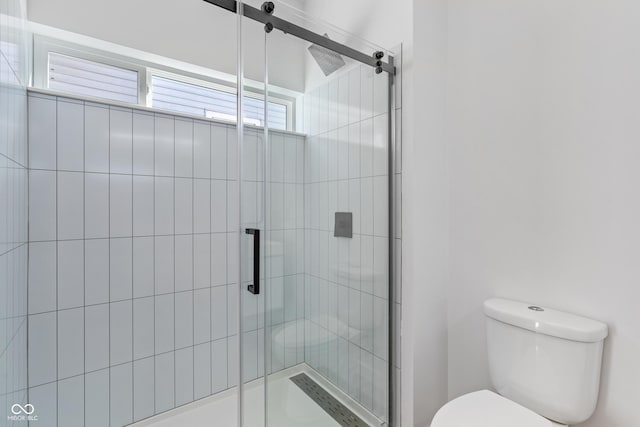 2362 English Ave, Indianapolis, IN 46201 - bathroom with a shower stall and toilet