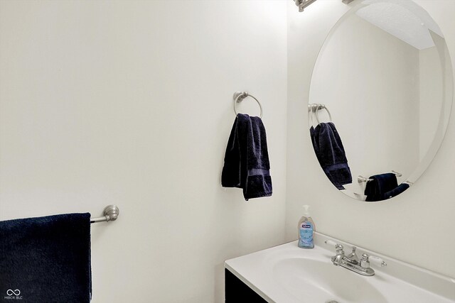 8315 San Marcos Cir, Indianapolis, IN 46256 - bathroom with vanity