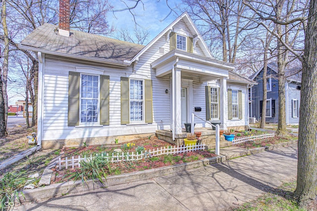 110 E Hendricks St, Shelbyville, IN 46176 - view of front of property featuring a chimney