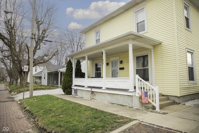 view of front of house featuring a porch