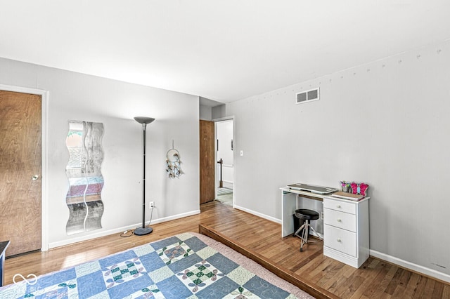 7138 Avalon Trail Ct, Indianapolis, IN 46250 - bedroom featuring wood finished floors