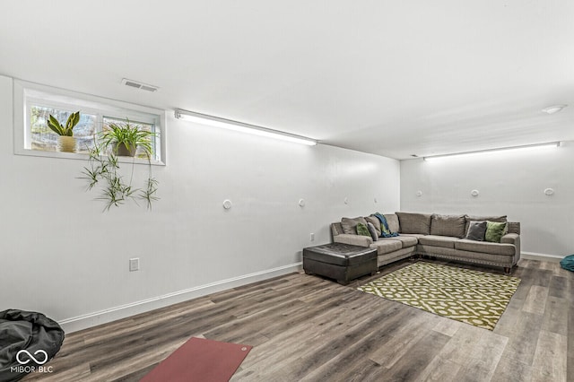 7138 Avalon Trail Ct, Indianapolis, IN 46250 - living area featuring wood finished floors and baseboards
