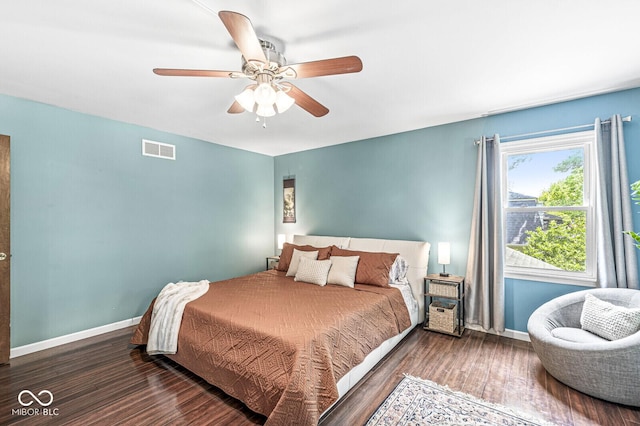 7138 Avalon Trail Ct, Indianapolis, IN 46250 - bedroom with wood finished floors and ceiling fan