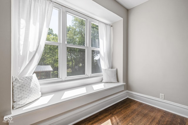 3447 Washington Blvd, Indianapolis, IN 46205 - unfurnished room with dark wood-type flooring and baseboards