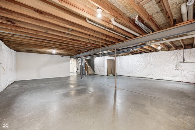 6036 Terrytown Pkwy, Indianapolis, IN 46254 - unfinished below grade area with stairs