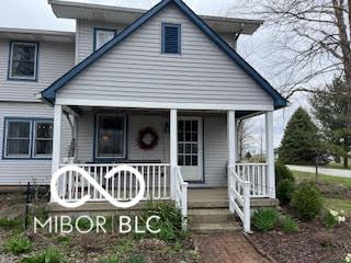 view of front of home with covered porch