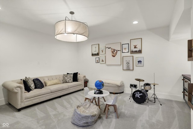 5130 Melbourne Pl, Zionsville, IN 46077 - carpeted living area featuring baseboards and recessed lighting