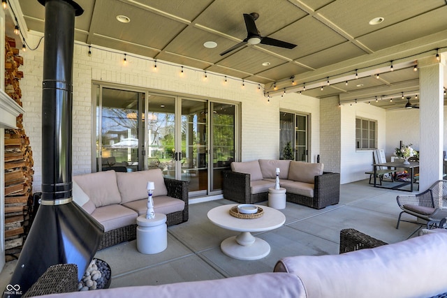 5130 Melbourne Pl, Zionsville, IN 46077 - view of patio with outdoor lounge area and a ceiling fan