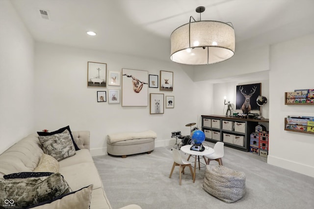 5130 Melbourne Pl, Zionsville, IN 46077 - carpeted living room featuring baseboards