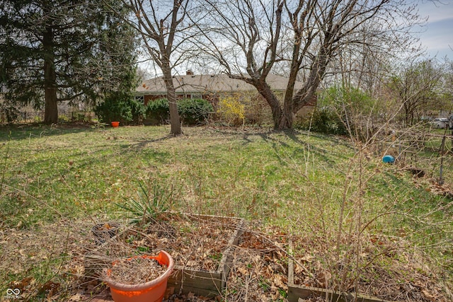 3510 Chamberlin Dr, Indianapolis, IN 46237 - view of yard