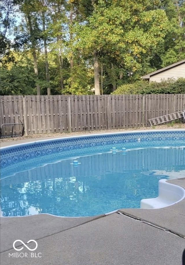 304 Oakridge Dr, North Vernon, IN 47265 - view of pool featuring a fenced backyard