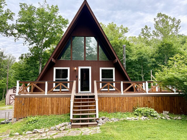 304 Oakridge Dr, North Vernon, IN 47265 - view of front facade featuring stairway
