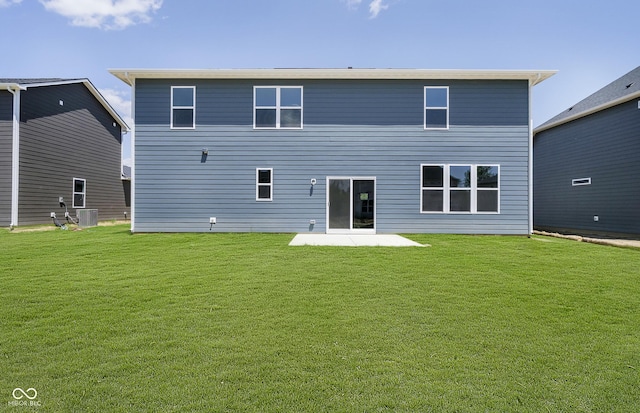 3241 Fawn Cir, Brownsburg, IN 46112 - back of property featuring a patio, a yard, and cooling unit