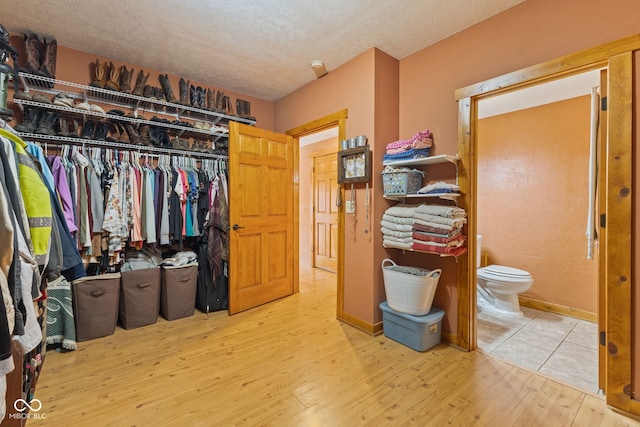 6351 Dixon Rd, Columbus, IN 47201 - spacious closet with wood finished floors