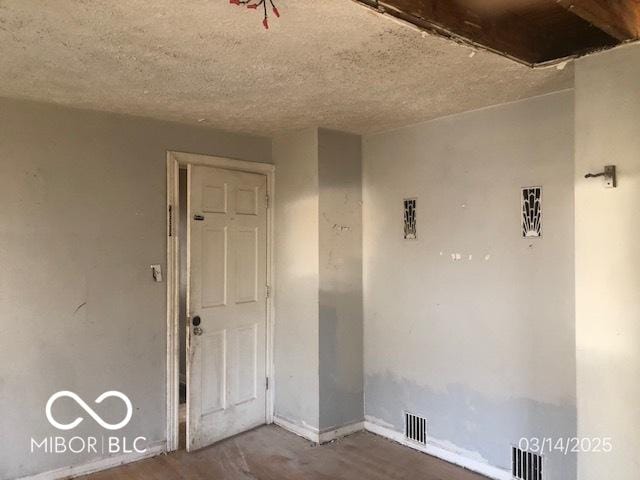 5657 E Fall Creek Pkwy N Drive, Indianapolis, IN 46226 - photo 28