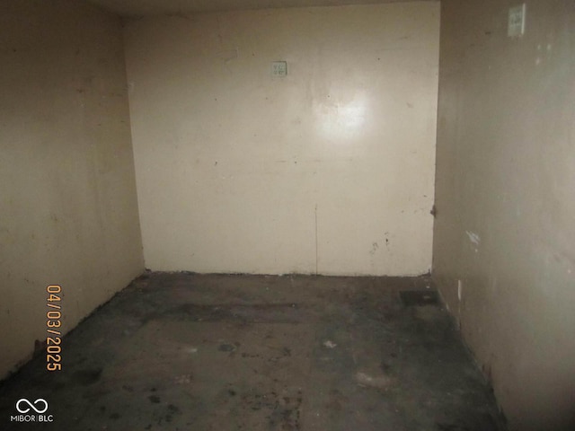 5657 E Fall Creek Pkwy N Drive, Indianapolis, IN 46226 - photo 38