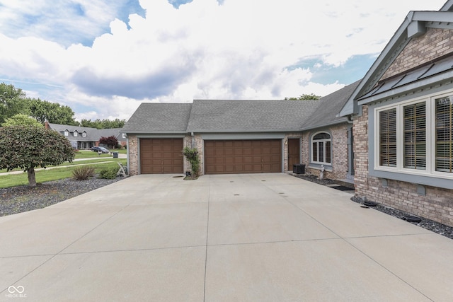 1021 Hudson Bay Dr, Greenwood, IN 46142 - photo 33