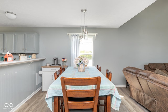 329 Dogwood Dr, Pendleton, IN 46064 - dining area with light wood-type flooring and baseboards