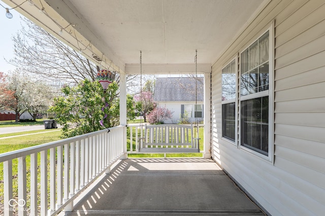 329 Dogwood Dr, Pendleton, IN 46064 - balcony with a porch