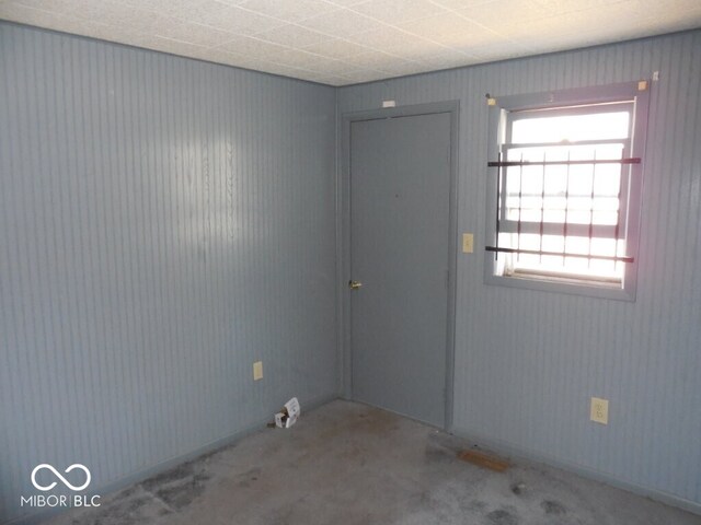 923 Woodview Blvd, Fort Wayne, IN 46806 - view of spare room