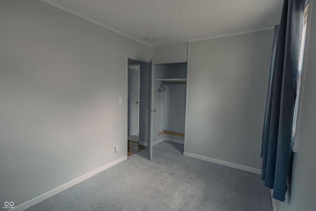 2612 Midlex Ct, Lafayette, IN 47904 - unfurnished bedroom with carpet flooring, crown molding, and a closet
