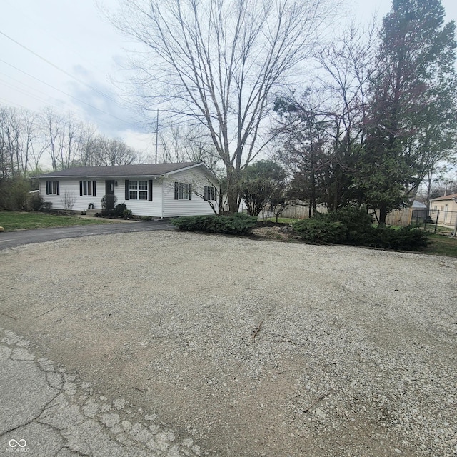 1024 Foltz St, Indianapolis, IN 46241 - view of front of home featuring driveway