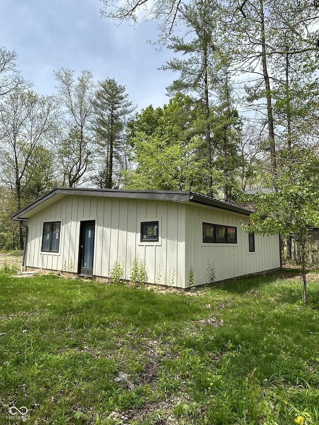 585 Artist Dr, Nashville, IN 47448 - photo 7