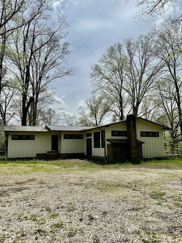 585 Artist Dr, Nashville, IN 47448 - photo 5