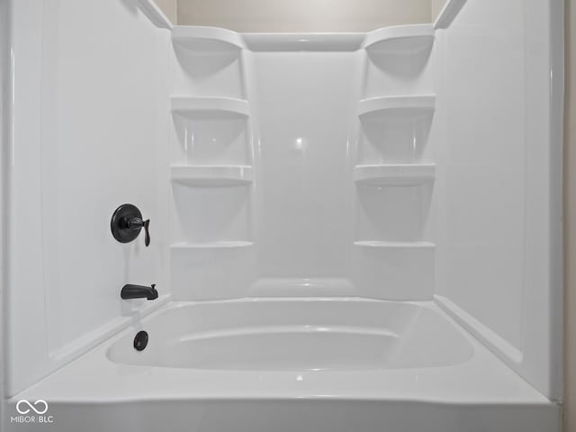 270 W Broadway St, Shelbyville, IN 46176 - view of full bathroom