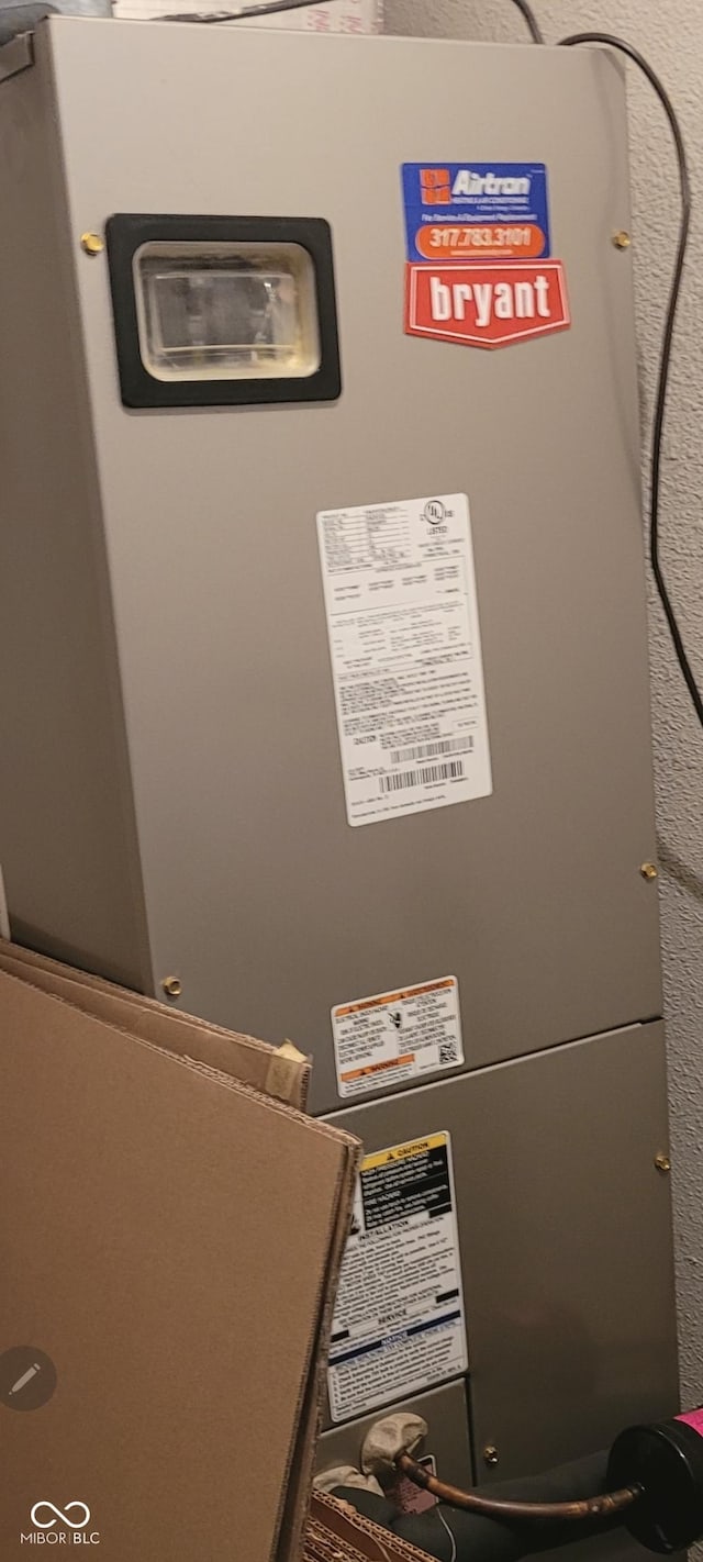 room details with heating unit
