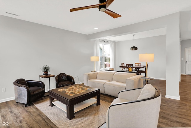 16491 Wheatley Ct, Fishers, IN 46040 - living area featuring a ceiling fan, wood finished floors, baseboards, and recessed lighting