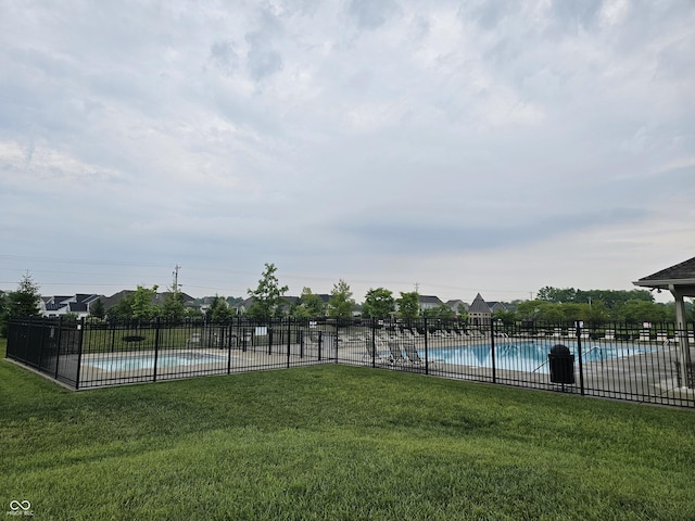 16491 Wheatley Ct, Fishers, IN 46040 - view of community pool