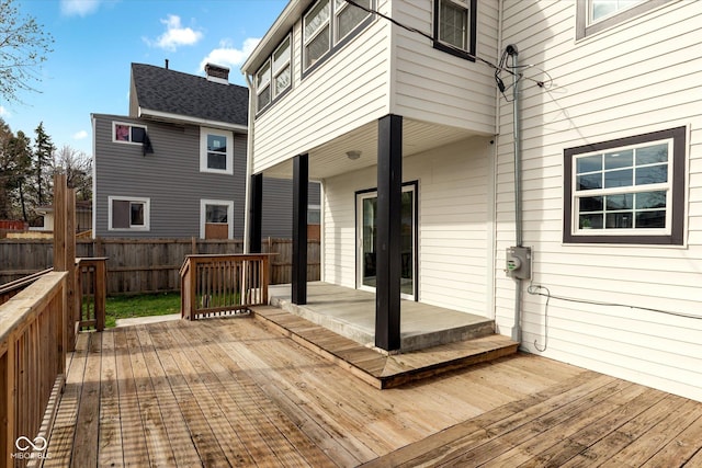 625 N Parker Ave, Indianapolis, IN 46201 - wooden deck with fence