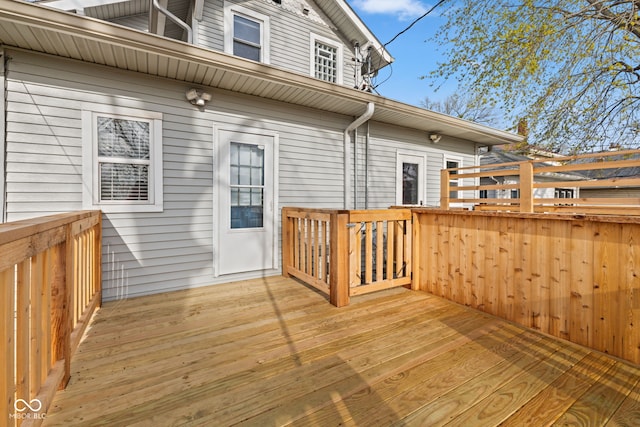 601 Wallace Ave, Indianapolis, IN 46201 - view of wooden deck