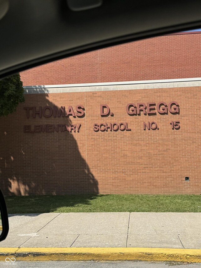 530 N Beville Ave, Indianapolis, IN 46201