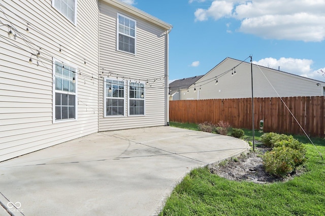 10303 Memorial Knoll Dr, Indianapolis, IN 46234 - view of patio featuring fence