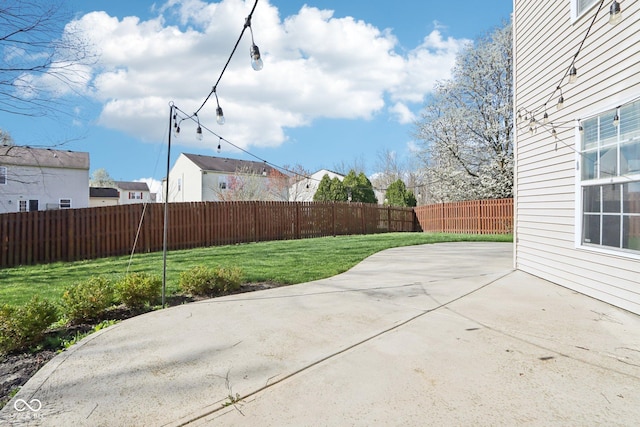 10303 Memorial Knoll Dr, Indianapolis, IN 46234 - view of patio / terrace with a fenced backyard