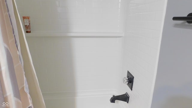 1139 Topp Creek Dr, Indianapolis, IN 46214 - bathroom view of shower / tub combo with curtain