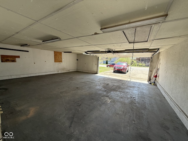 1546 Kappes St, Indianapolis, IN 46221 - view of garage