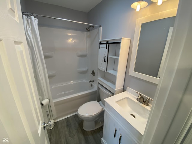 1546 Kappes St, Indianapolis, IN 46221 - full bath with toilet, vanity, wood finished floors, and shower / bath combination with curtain