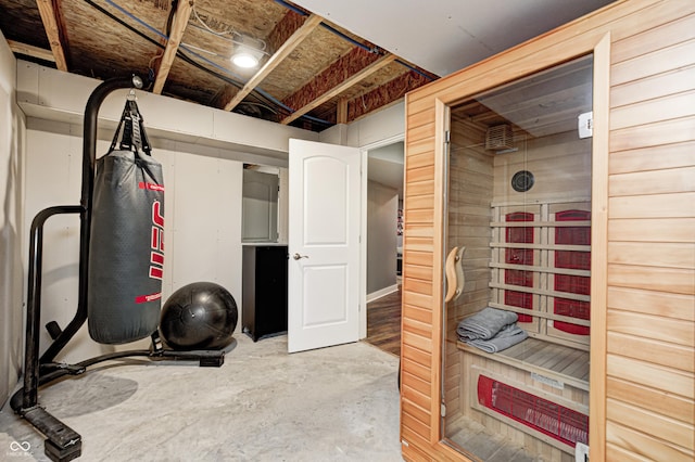 4644 Shelby Cir, Greenwood, IN 46143 - exercise area with a sauna