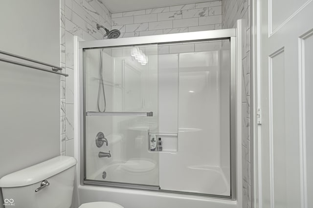4644 Shelby Cir, Greenwood, IN 46143 - full bathroom featuring bath / shower combo with glass door and toilet