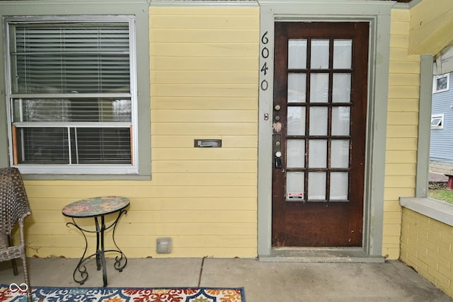 view of entrance to property