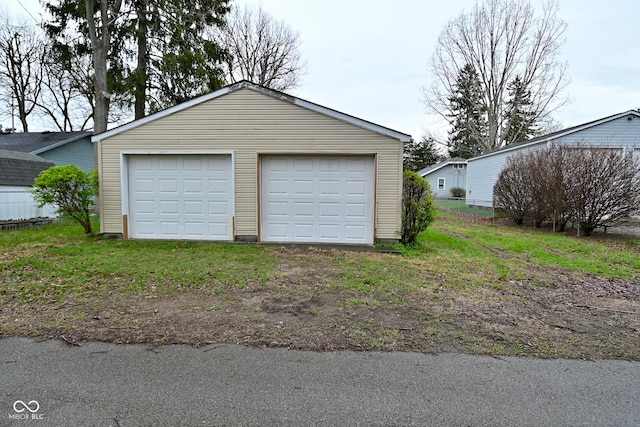 view of detached garage