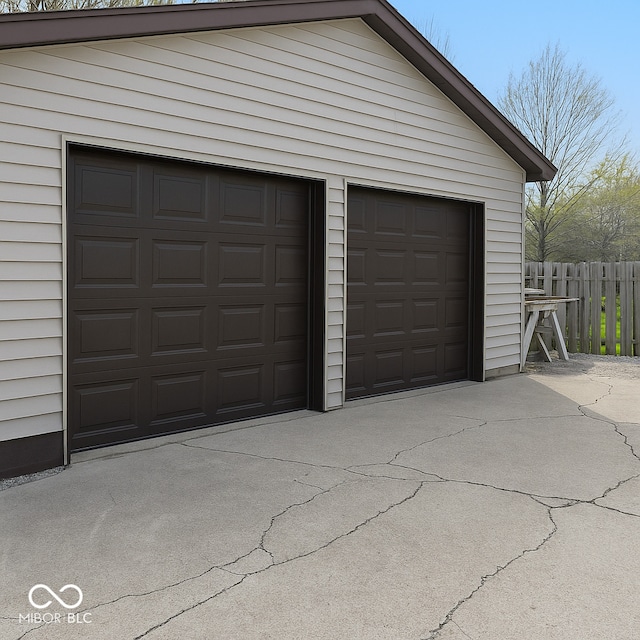 474 Mill, Coatesville, IN 46121 - view of garage