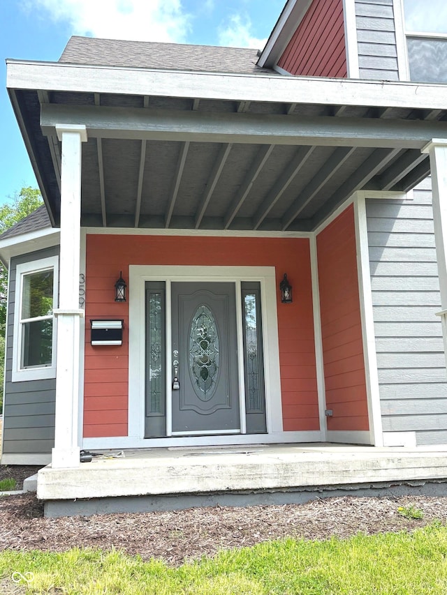359 N Jefferson St, Martinsville, IN 46151 - property entrance with a porch