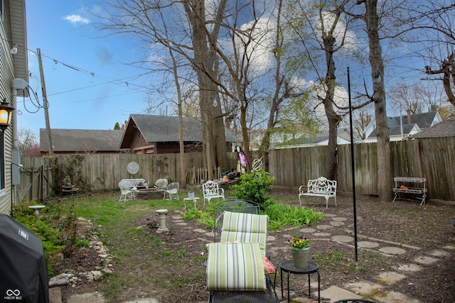 313 E Wabash Ave, Crawfordsville, IN 47933 - view of yard with a fenced backyard