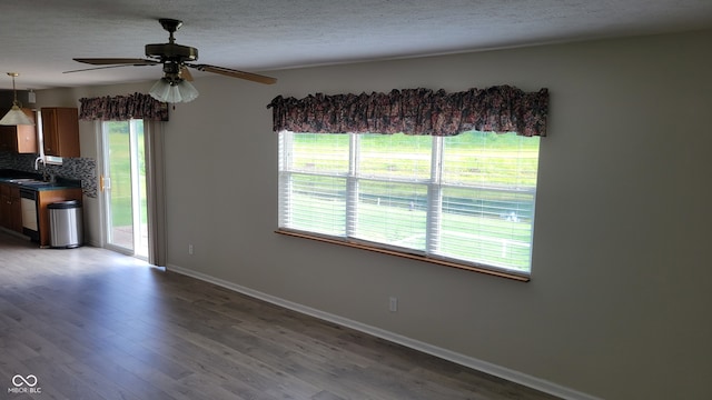 10629 Simsbury Ct, Indianapolis, IN 46236 - photo 30